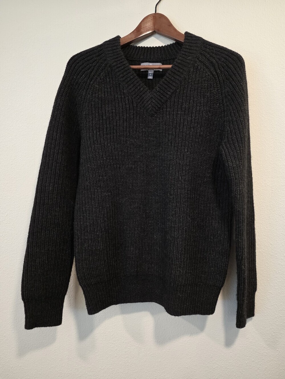 Bonobos Charcoal Slim Fit Gray Wool Blend V-Neck Knit Sweater